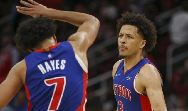 大乐透走势图带线图-26分生涯新高但有6次失误 坎宁安：NBA球员好厉害